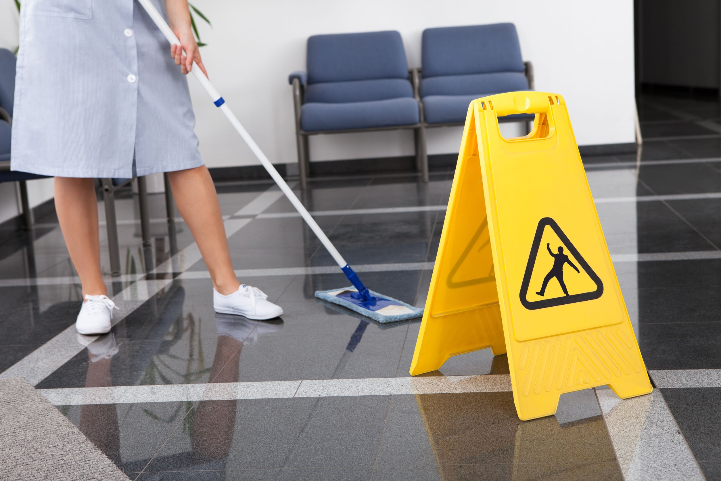 Maintaining a High-Gloss Shine: The Best Routine for Floor Tile Waxing in Minneapolis, MN